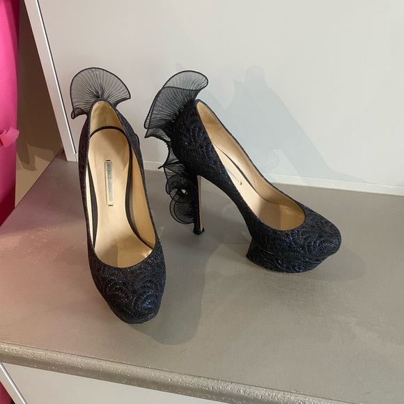 Nicholas Kirkwood Snakeskin Ruffle Platforms - Picture 2 of 8